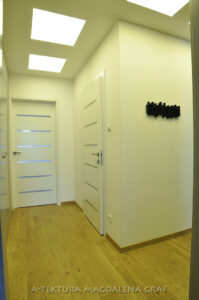 Przedpokój z oświetleniem LED w suficie